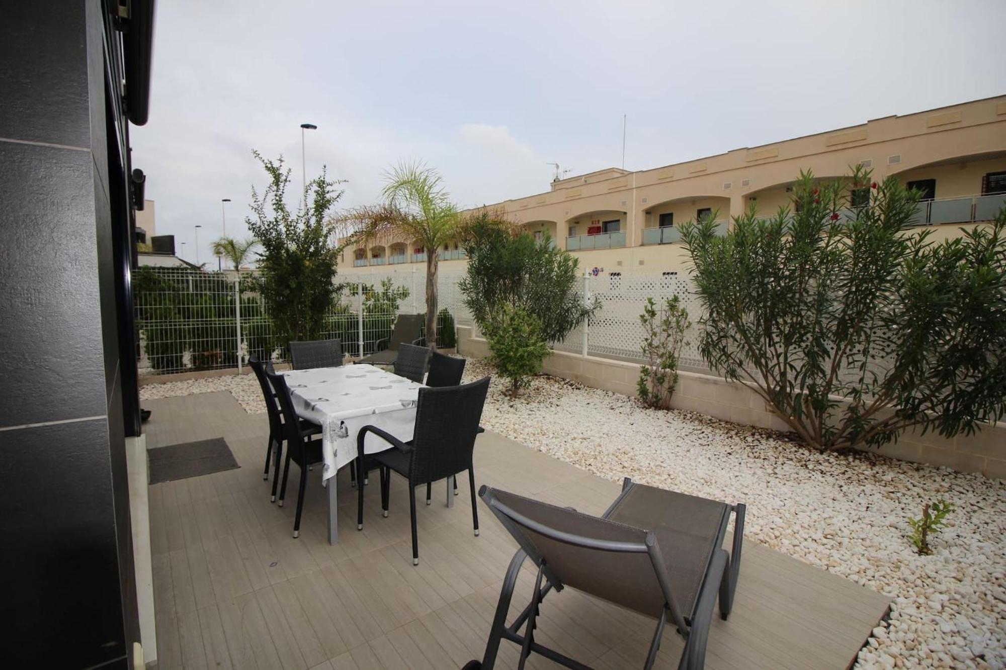 Villa Tindra Torrevieja Dış mekan fotoğraf